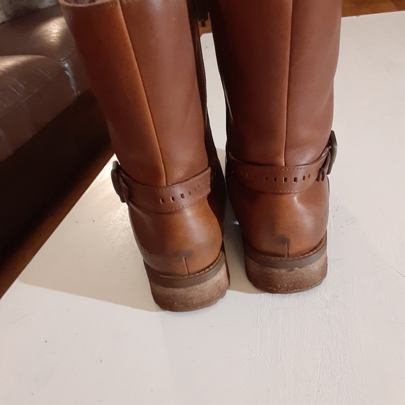 UGG genuine leather brown booties - Picture 5 of 7